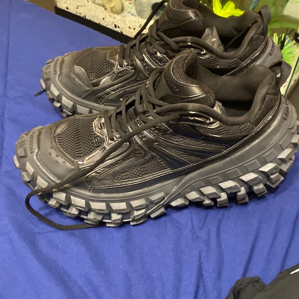 Size 13 Balenciaga defenders